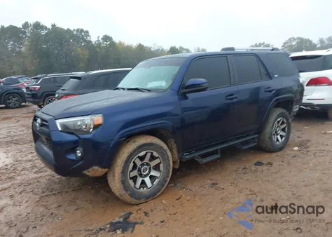 2023 Toyota 4Runner Sr5 из США, поврежденный, VIN JTEEU5JR0P5285196